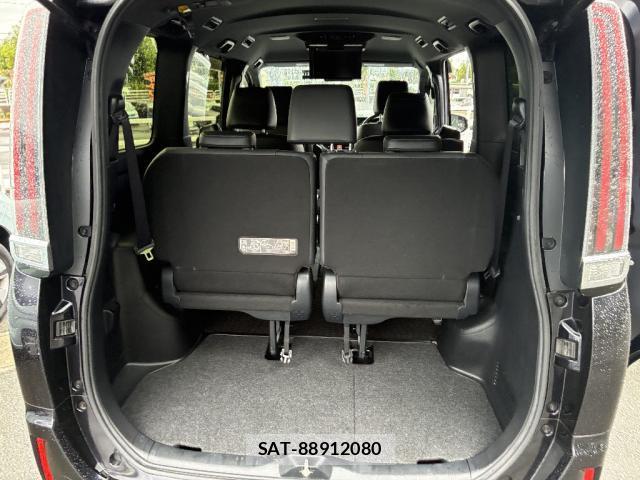 Toyota ESQUIRE 2017-07 8649498-6