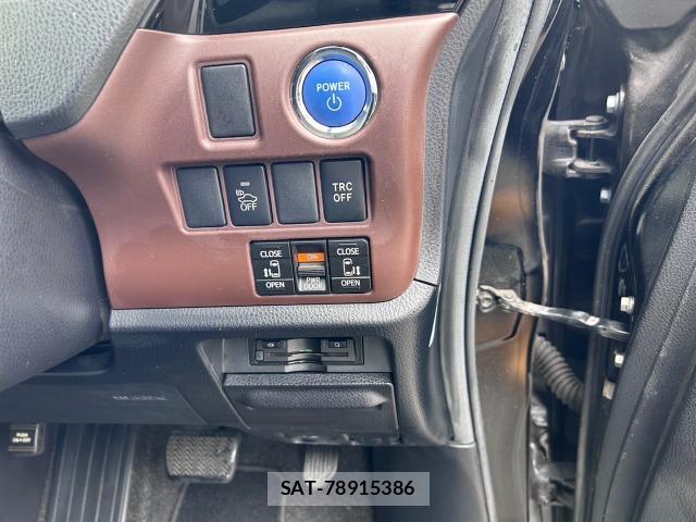 Toyota ESQUIRE 2015-09 8649518-16