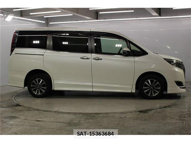 Toyota ESQUIRE 2018-01 8649559-5