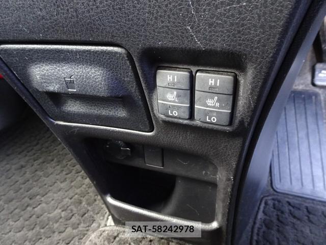 Toyota ESQUIRE 2017-01 8650091-19