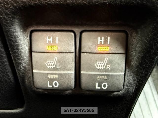 Toyota ESQUIRE 2015-10 8650157-12