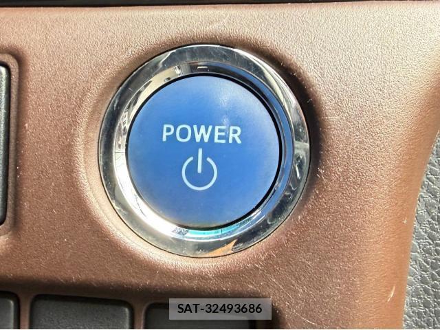 Toyota ESQUIRE 2015-10 8650157-15