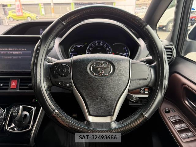 Toyota ESQUIRE 2015-10 8650157-4