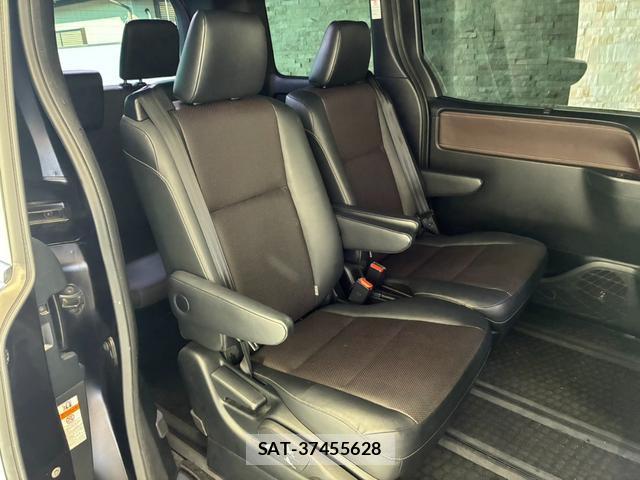 Toyota ESQUIRE 2017-07 8651682-11