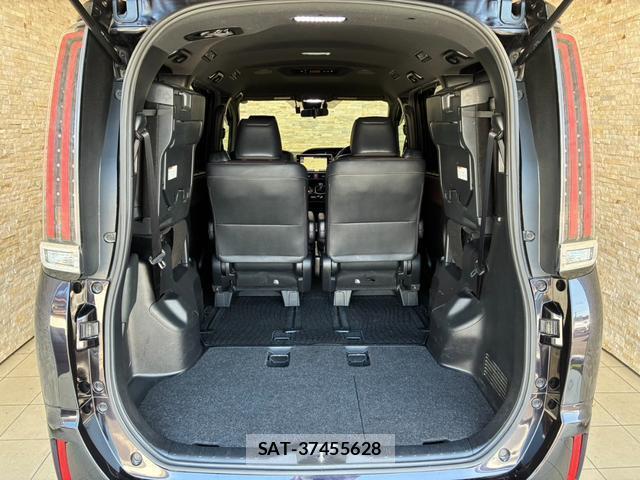 Toyota ESQUIRE 2017-07 8651682-17