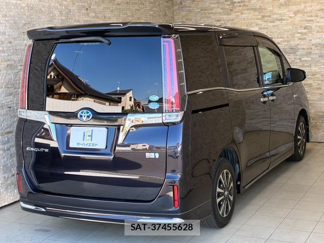 Toyota ESQUIRE 2017-07 8651682-4