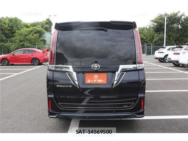 Toyota ESQUIRE 2019-06 8651906-11