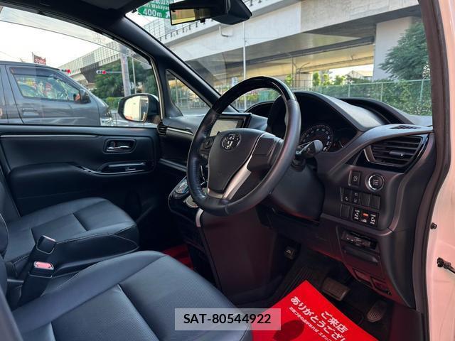 Toyota ESQUIRE 2018-06 8652448-14