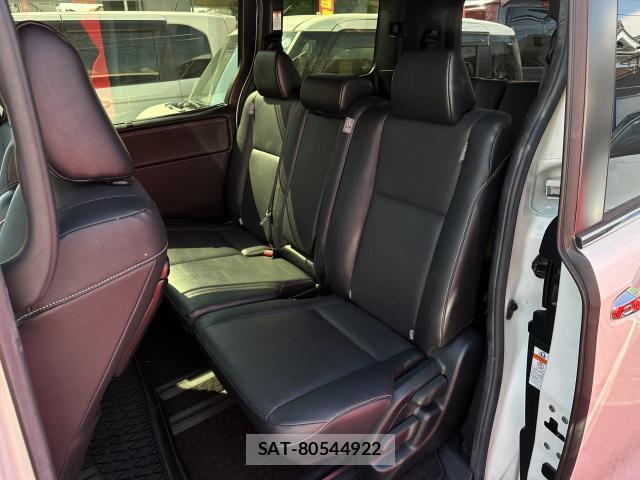 Toyota ESQUIRE 2018-06 8652448-16