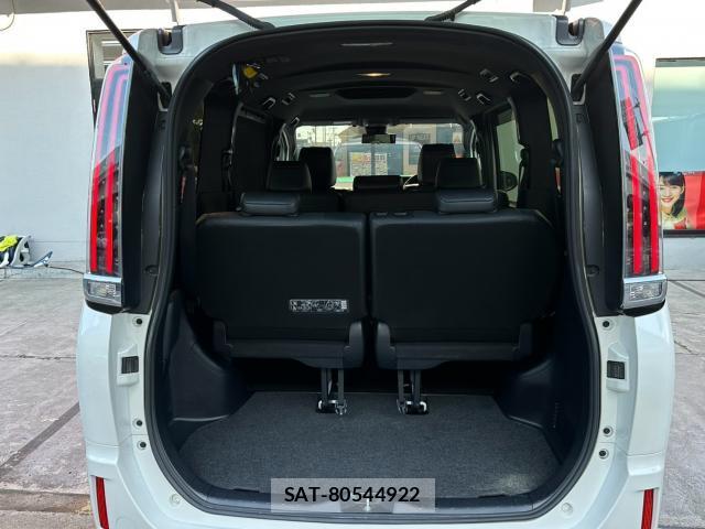 Toyota ESQUIRE 2018-06 8652448-18