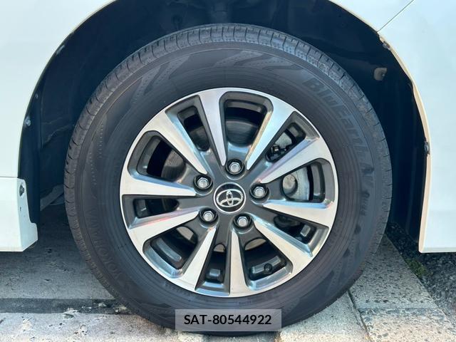 Toyota ESQUIRE 2018-06 8652448-6