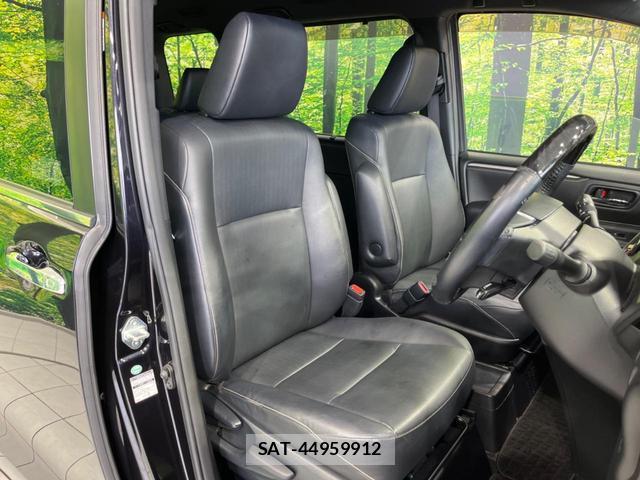 Toyota ESQUIRE 2016-03 8652737-7