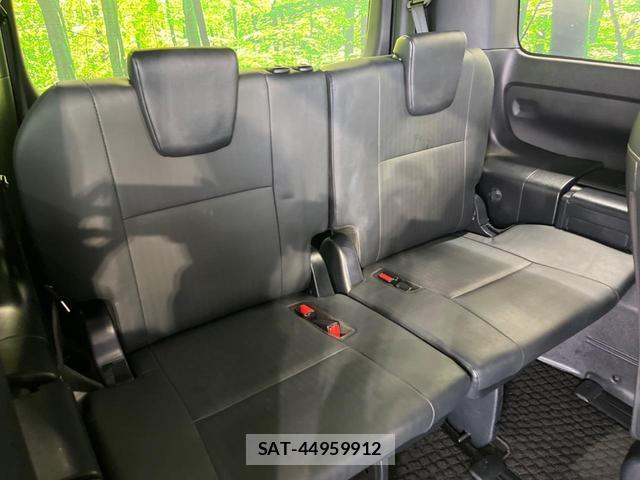 Toyota ESQUIRE 2016-03 8652737-9
