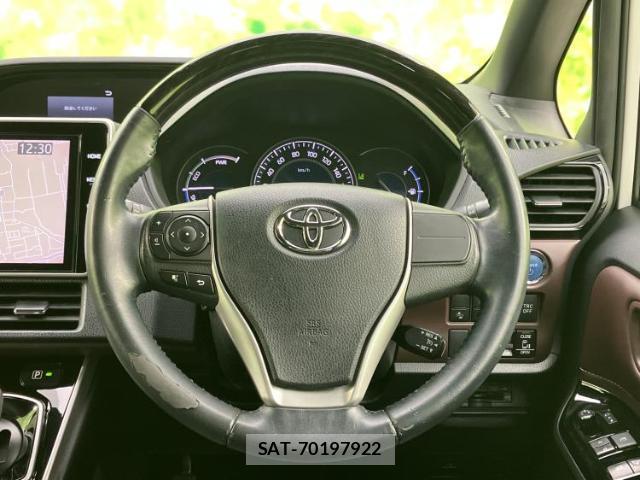 Toyota ESQUIRE 2018-11 8653676-14