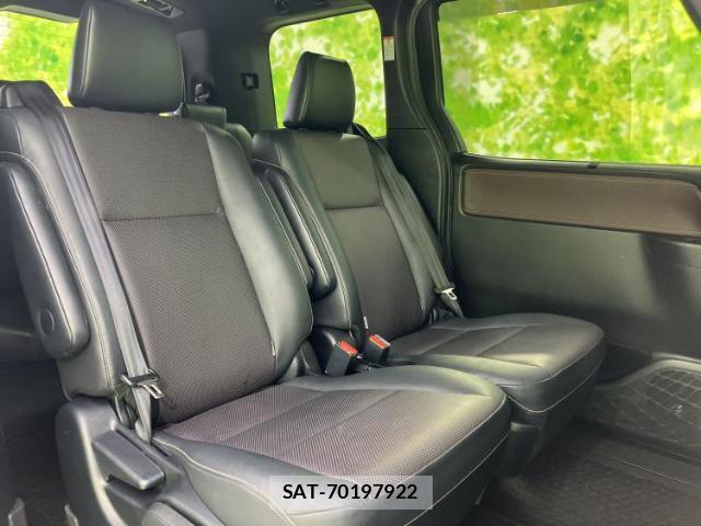 Toyota ESQUIRE 2018-11 8653676-4