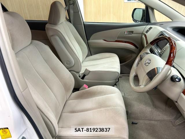 Toyota ESTIMA 2011-03 8652205-6