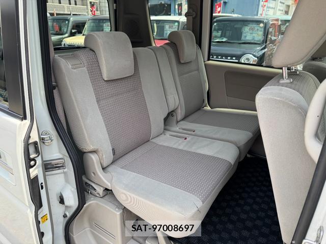 Suzuki EVERY WAGON 2013-12 8647271-13