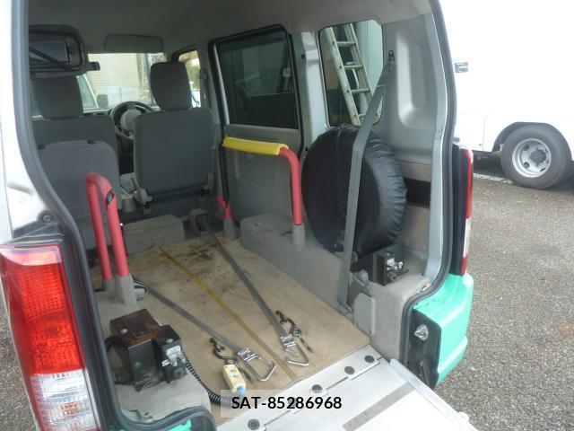 Suzuki EVERY WAGON 2014-03 8651661-19