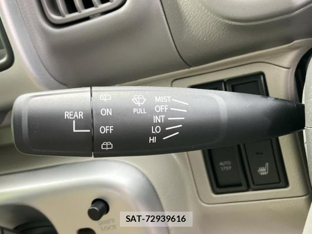 Suzuki EVERY WAGON 2026-03 8653504-11