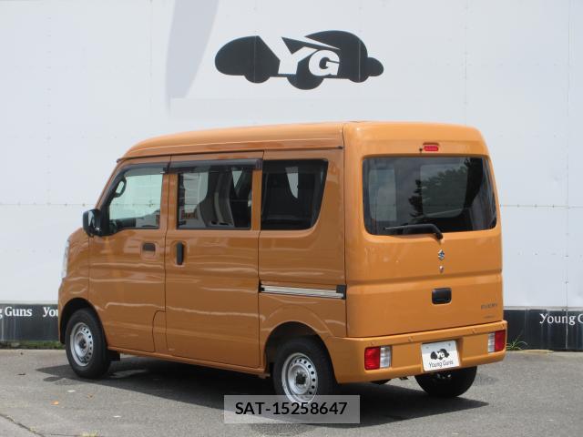 Suzuki EVERY 2026-07 8646696-11