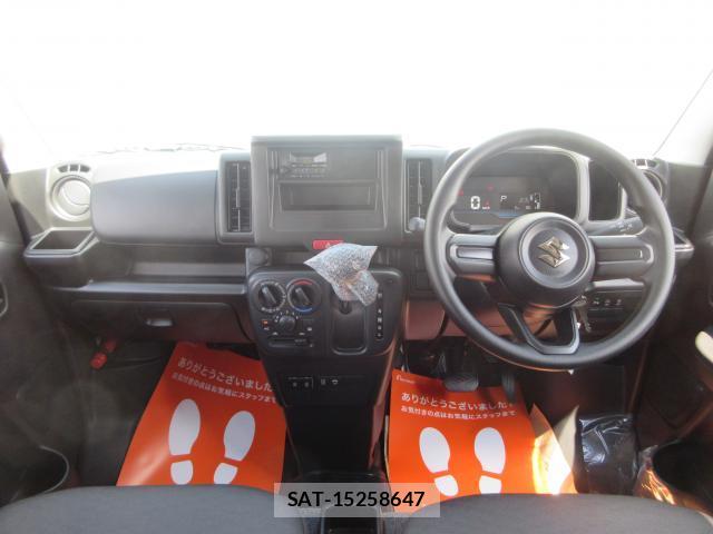 Suzuki EVERY 2026-07 8646696-17