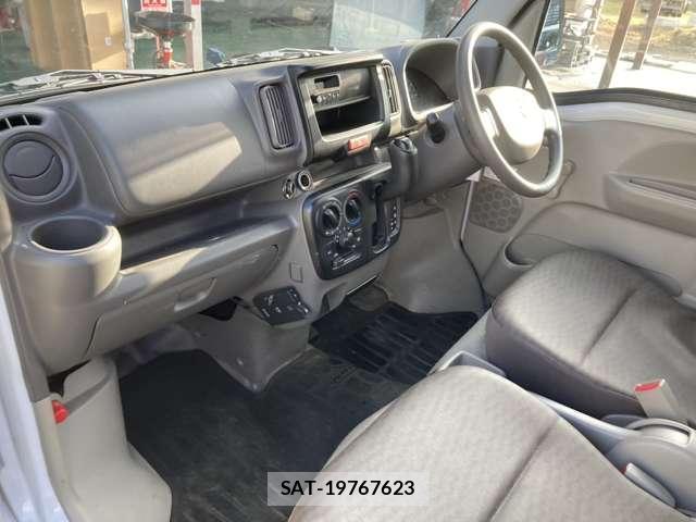 Suzuki EVERY 2020-08 8647797-11