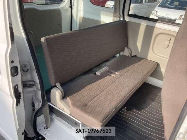 Suzuki EVERY 2020-08 8647797-13