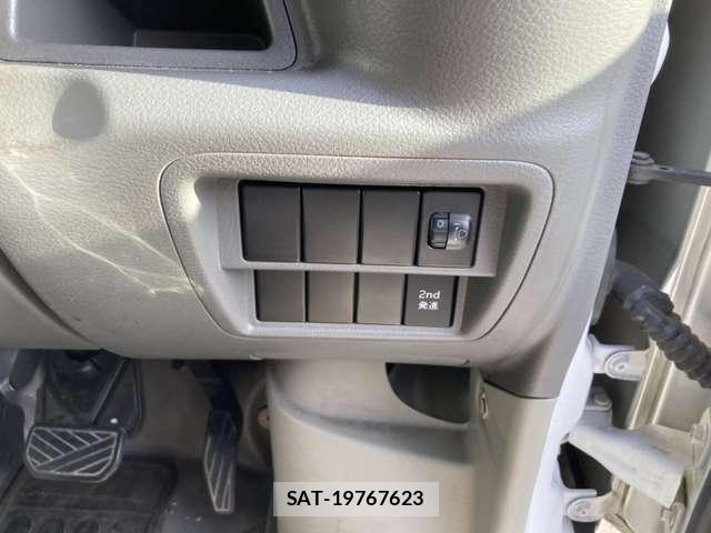 Suzuki EVERY 2020-08 8647797-15