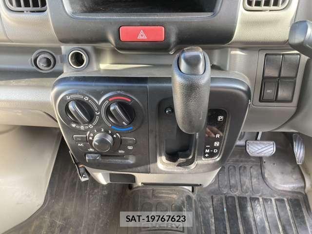 Suzuki EVERY 2020-08 8647797-17