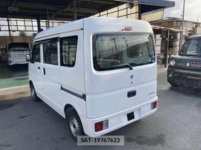 Suzuki EVERY 2020-08 8647797-5