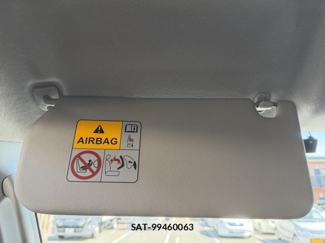 Suzuki EVERY 2015-05 8647898-17