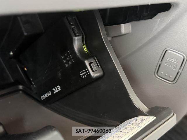 Suzuki EVERY 2015-05 8647898-7