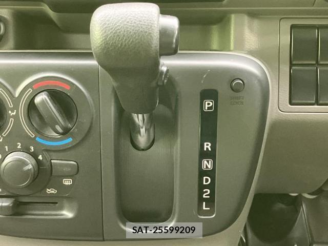 Suzuki EVERY 2023-06 8647955-13