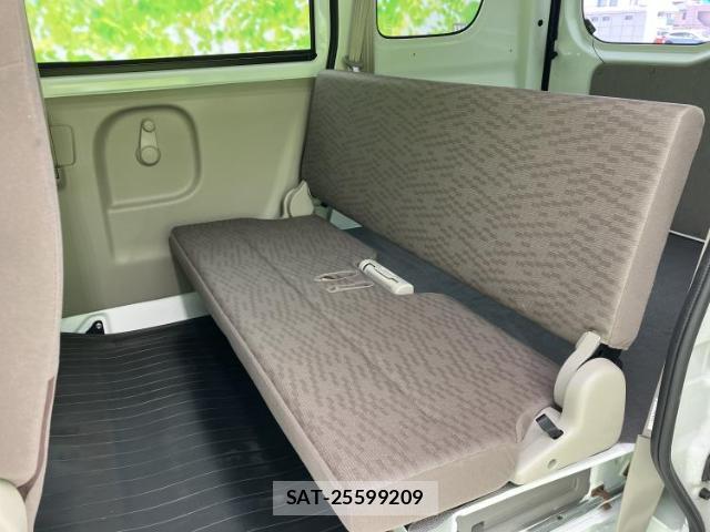Suzuki EVERY 2023-06 8647955-7