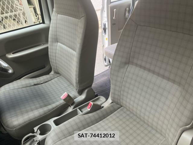 Suzuki EVERY 2008-03 8647958-5