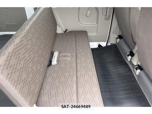 Suzuki EVERY 2022-08 8648108-4