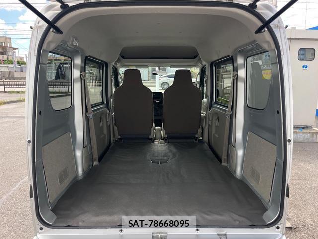Suzuki EVERY 2023-06 8648446-16