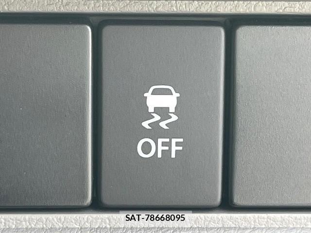 Suzuki EVERY 2023-06 8648446-6