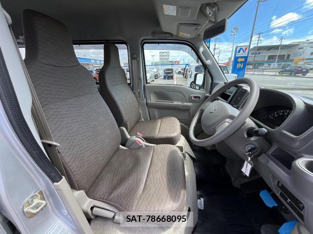 Suzuki EVERY 2023-06 8648446-7