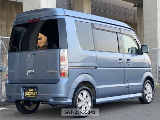 Suzuki EVERY 2011-04 8648692-1