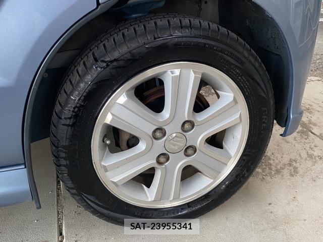 Suzuki EVERY 2011-04 8648692-19