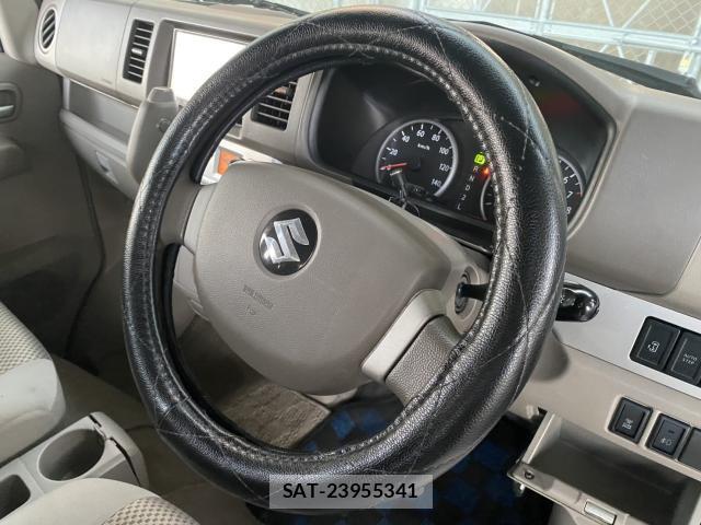 Suzuki EVERY 2011-04 8648692-8