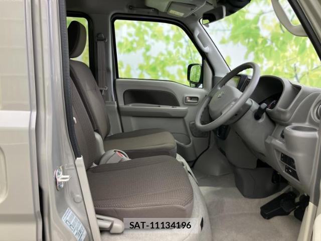 Suzuki EVERY 2025-03 8648823-3