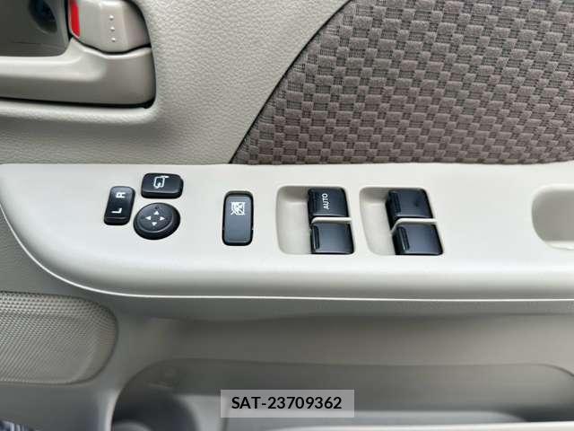 Suzuki EVERY 2016-08 8649110-14