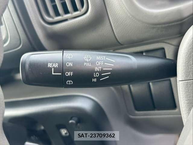 Suzuki EVERY 2016-08 8649110-3