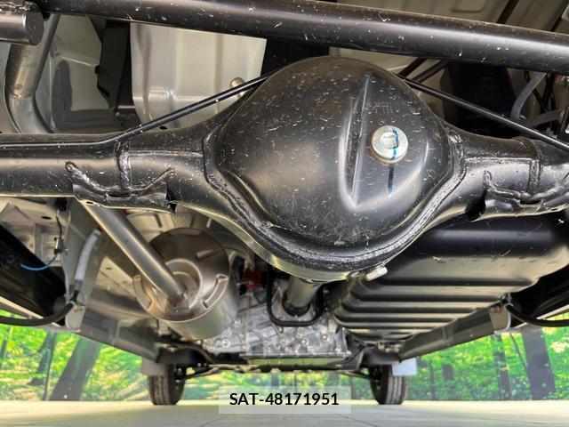 Suzuki EVERY 2025-04 8652034-18