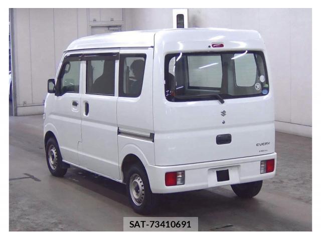 Suzuki EVERY 2018-08 8652482-1