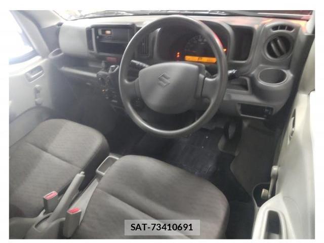 Suzuki EVERY 2018-08 8652482-2