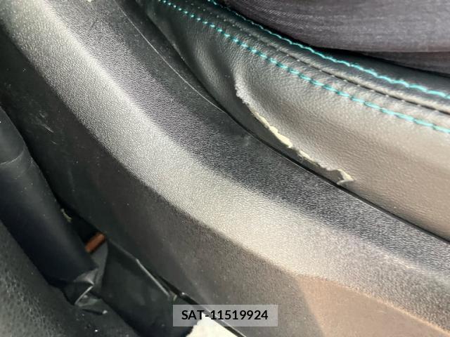 Subaru EXIGA CROSSOVER 2017-11 8646783-15