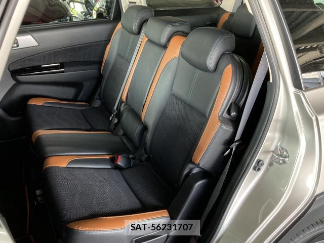 Subaru EXIGA CROSSOVER 2017-08 8652908-15